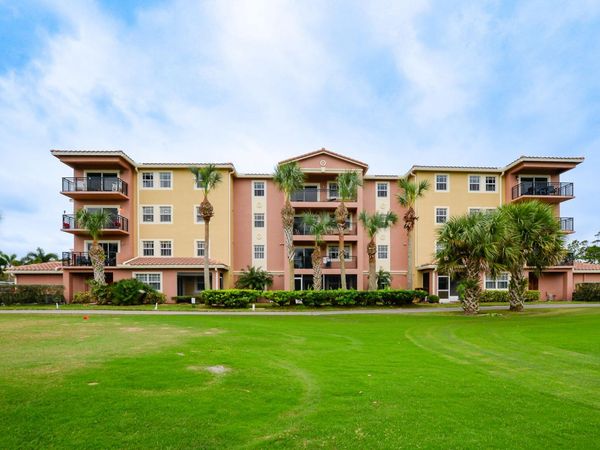 4190 Gator Greens Way, Unit 35, Fort Pierce, FL 34982