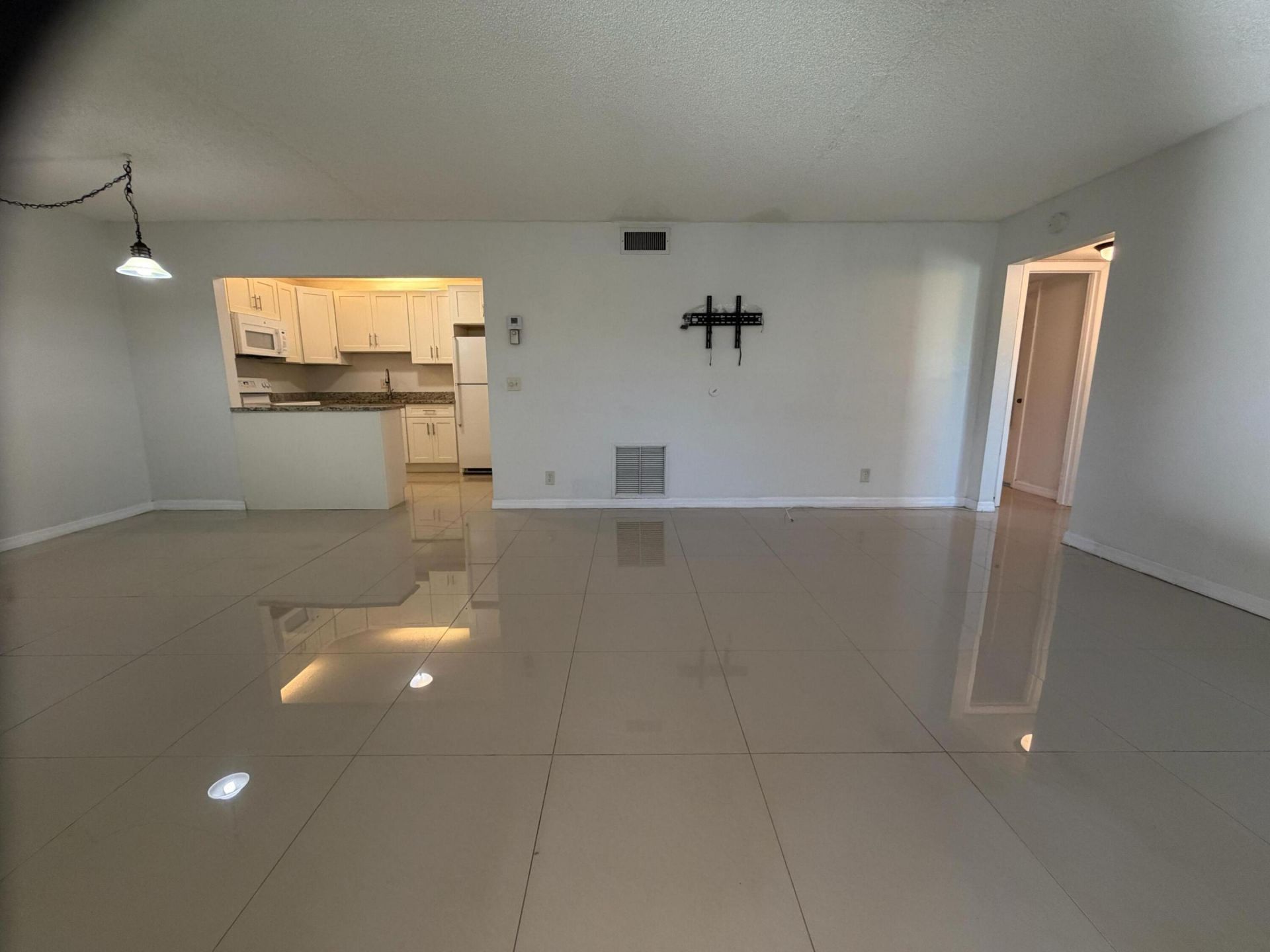 5930 Whispering Pine Way, Unit B-1, Greenacres, FL 33463 Photo