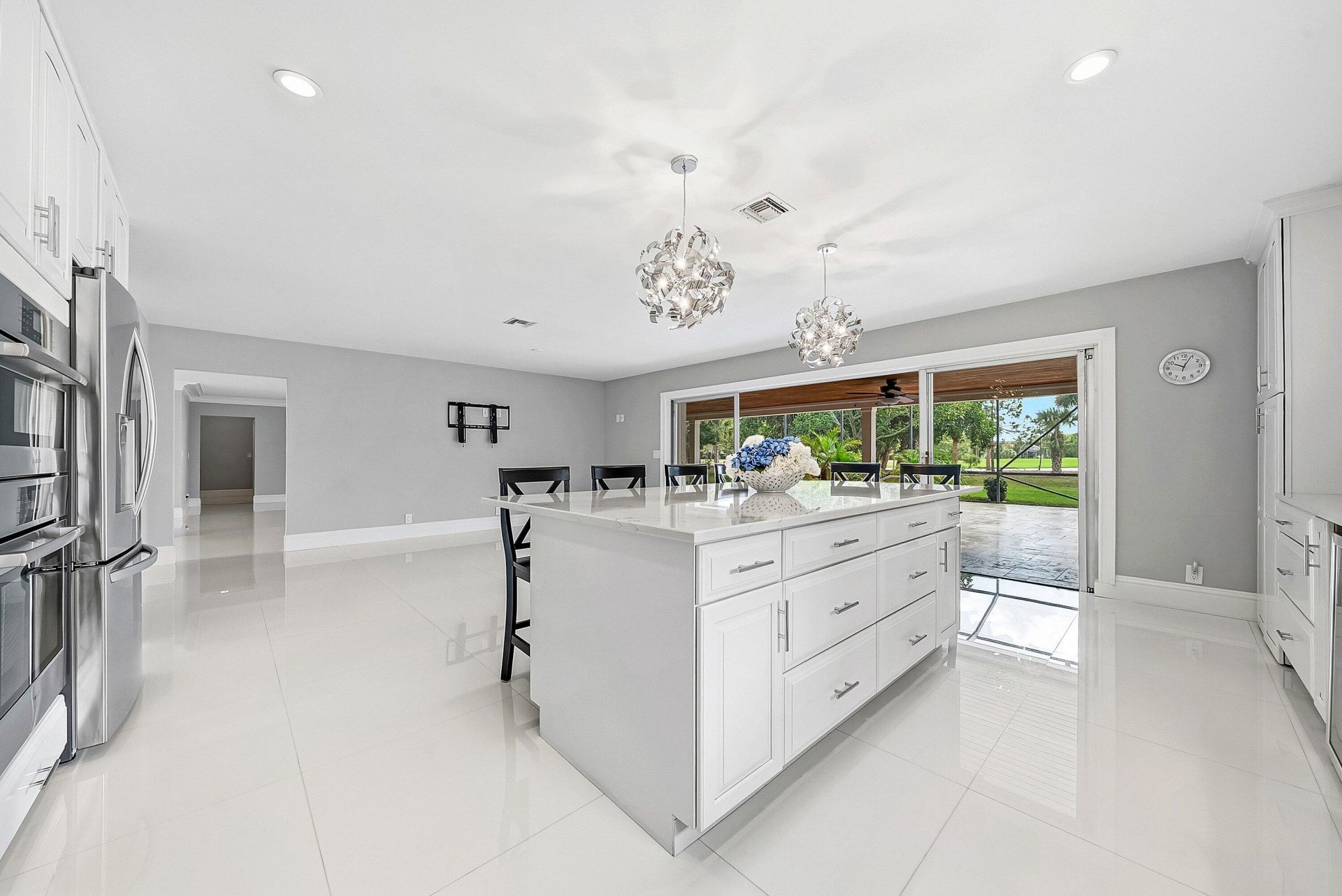 417 N Country Club Drive, Atlantis, FL 33462 Photo