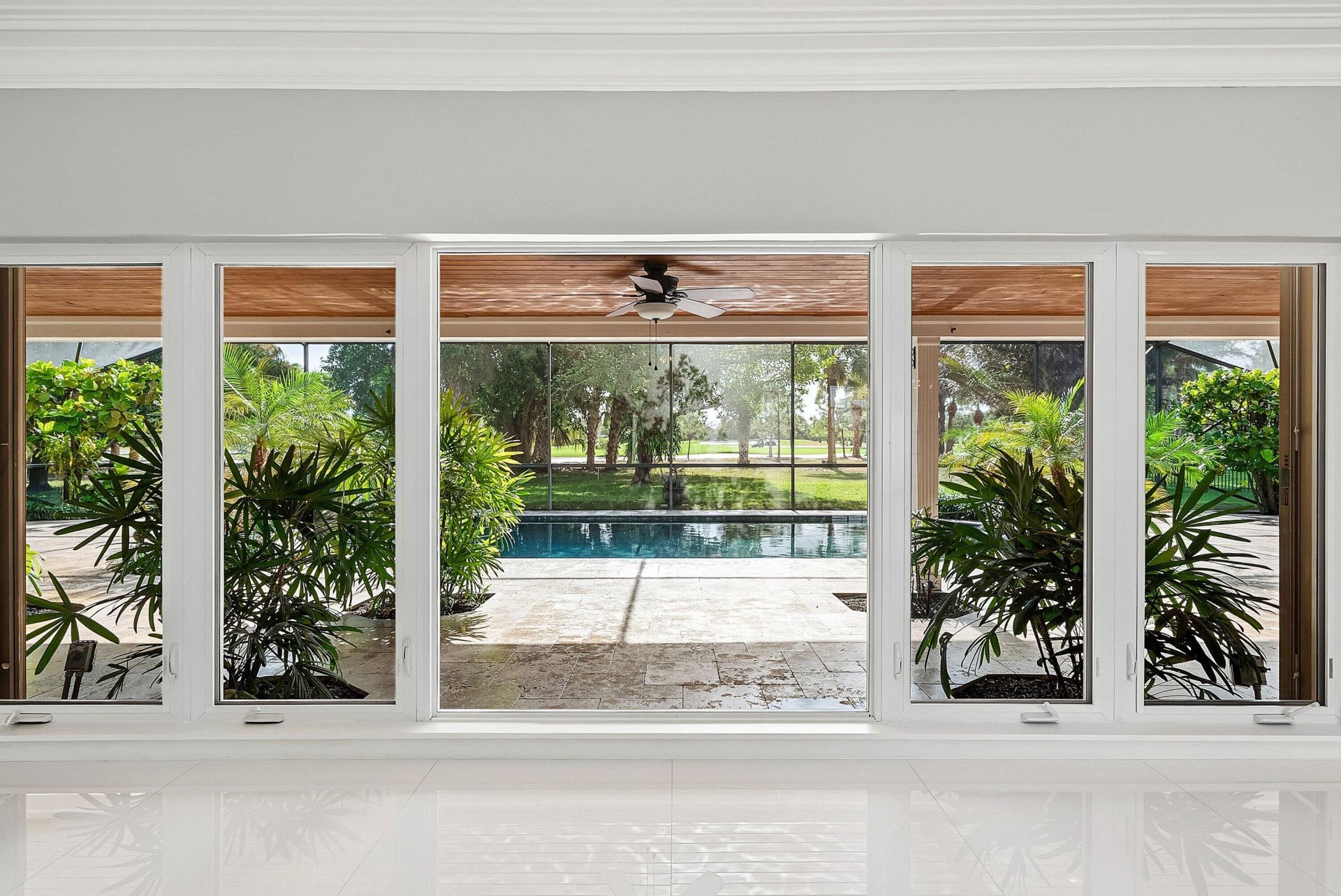 417 N Country Club Drive, Atlantis, FL 33462 Photo