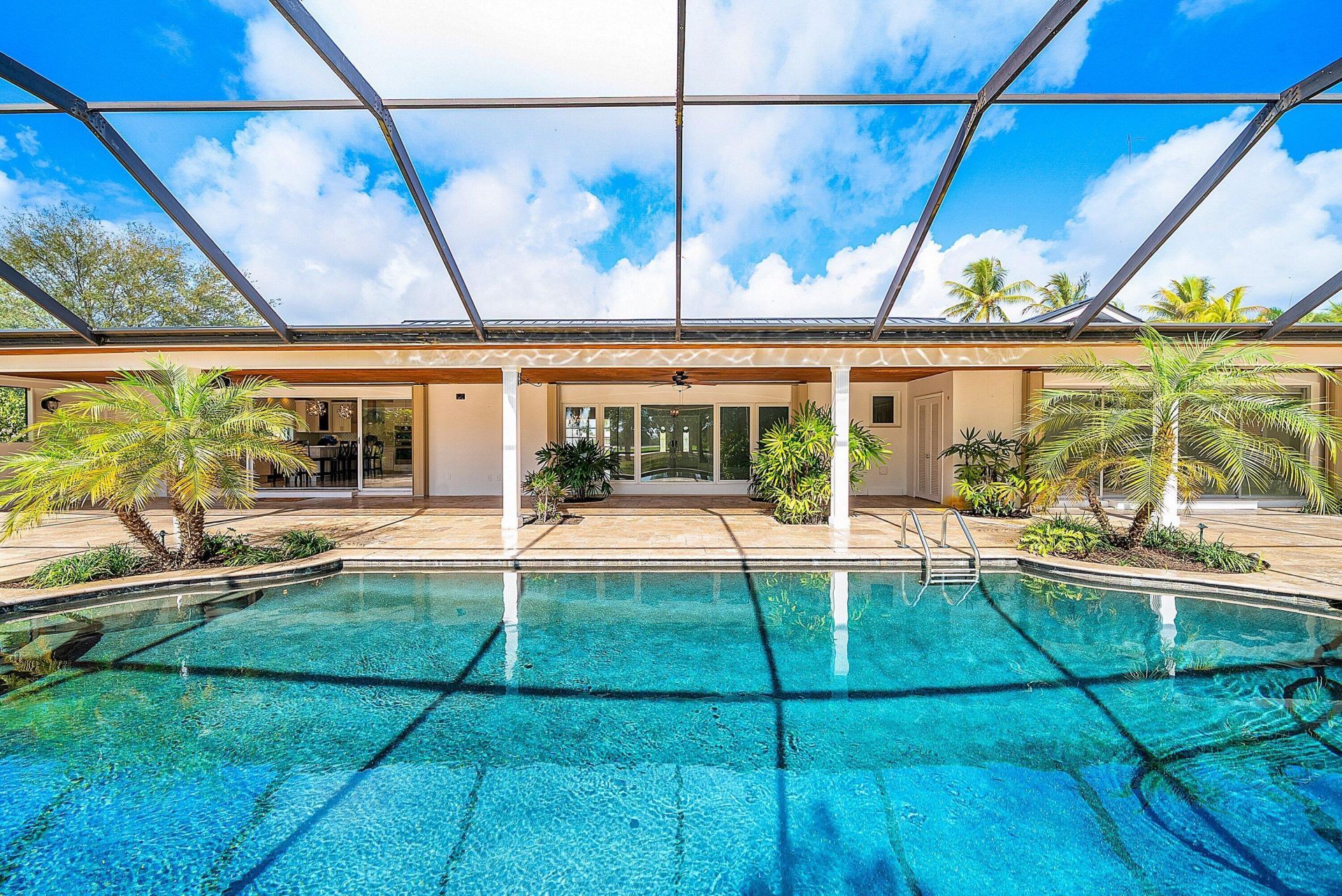 417 N Country Club Drive, Atlantis, FL 33462 Photo