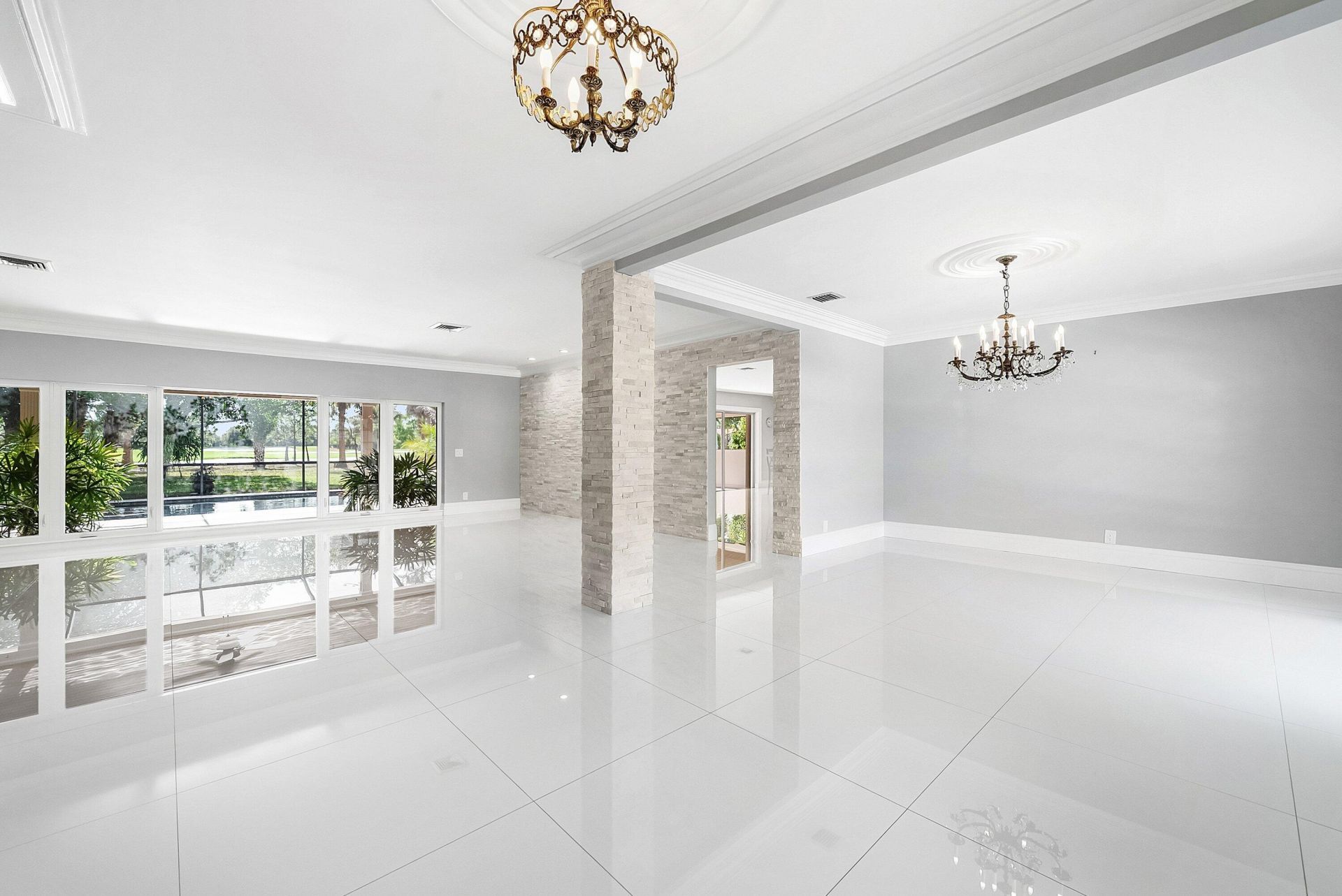 417 N Country Club Drive, Atlantis, FL 33462 Photo