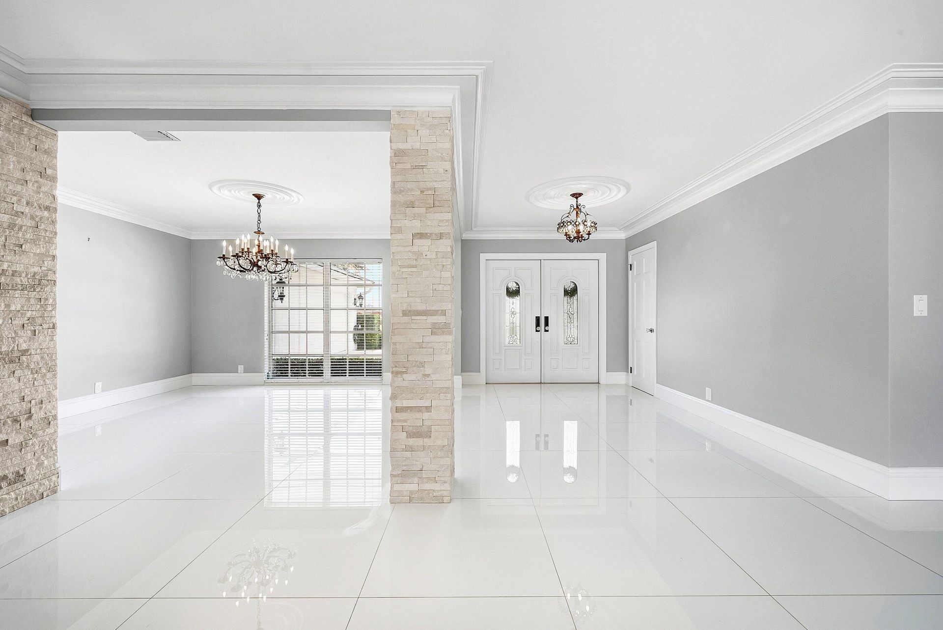 417 N Country Club Drive, Atlantis, FL 33462 Photo