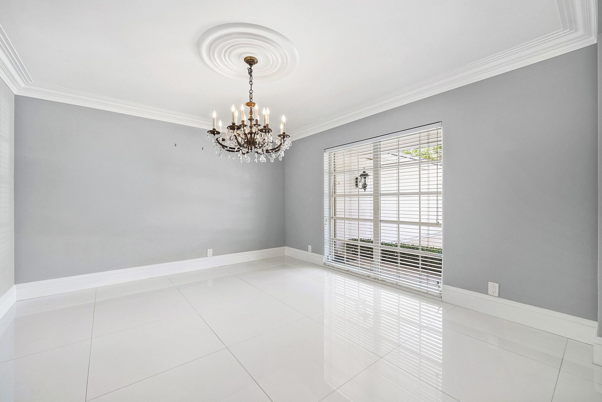 417 N Country Club Drive, Atlantis, FL 33462 Photo