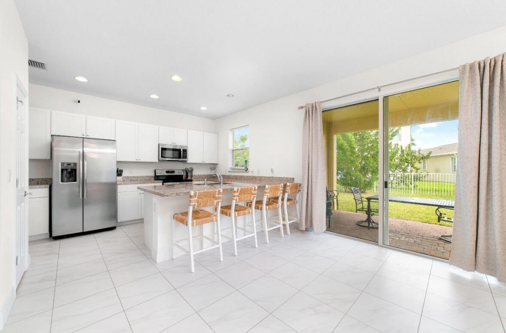 2011 NW Cataluna Circle, Port Saint Lucie, FL 34986 Photo