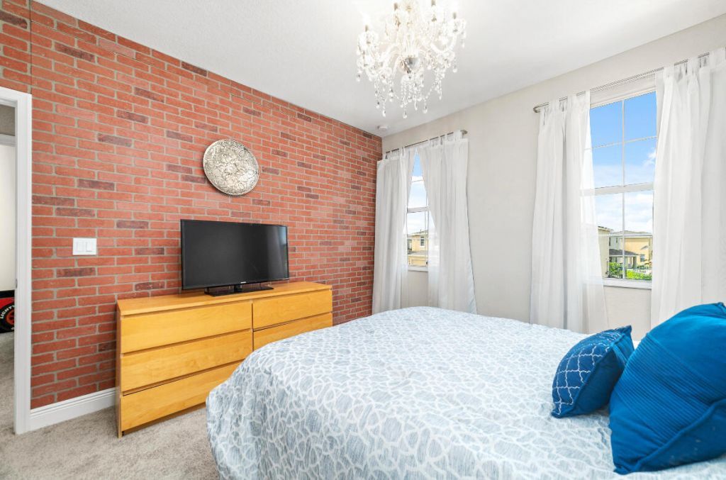 2011 NW Cataluna Circle, Port Saint Lucie, FL 34986 Photo