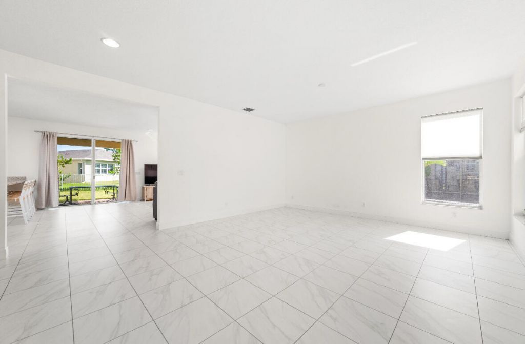 2011 NW Cataluna Circle, Port Saint Lucie, FL 34986 Photo