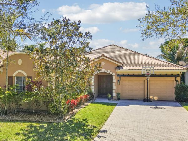 165 Via Veracruz, Jupiter, FL 33458