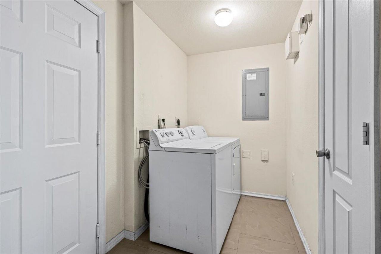 110 SW Peacock Boulevard, Unit 6-101, Saint Lucie West, FL 34986 Photo