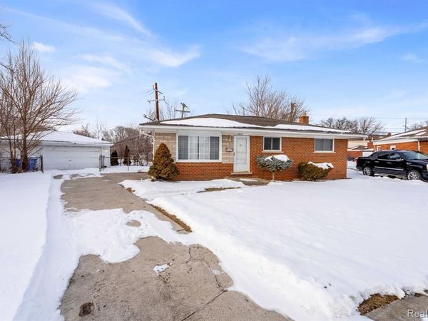 14131 Peck Drive, Warren, MI 48088