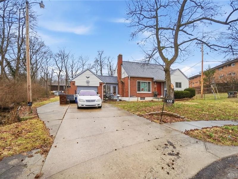 130 W Melford Avenue, Harrison Township, OH 45405 Photo 4