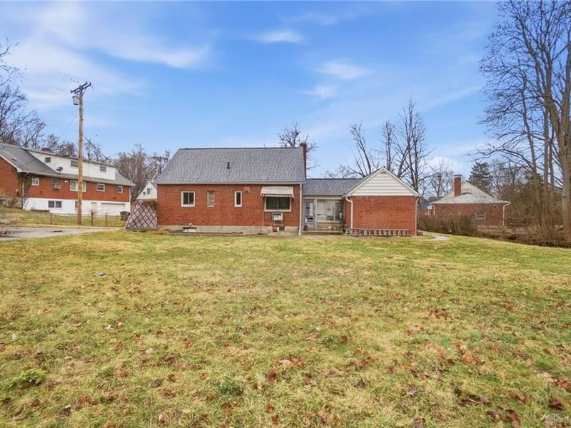 130 W Melford Avenue, Harrison Township, OH 45405 Photo 8