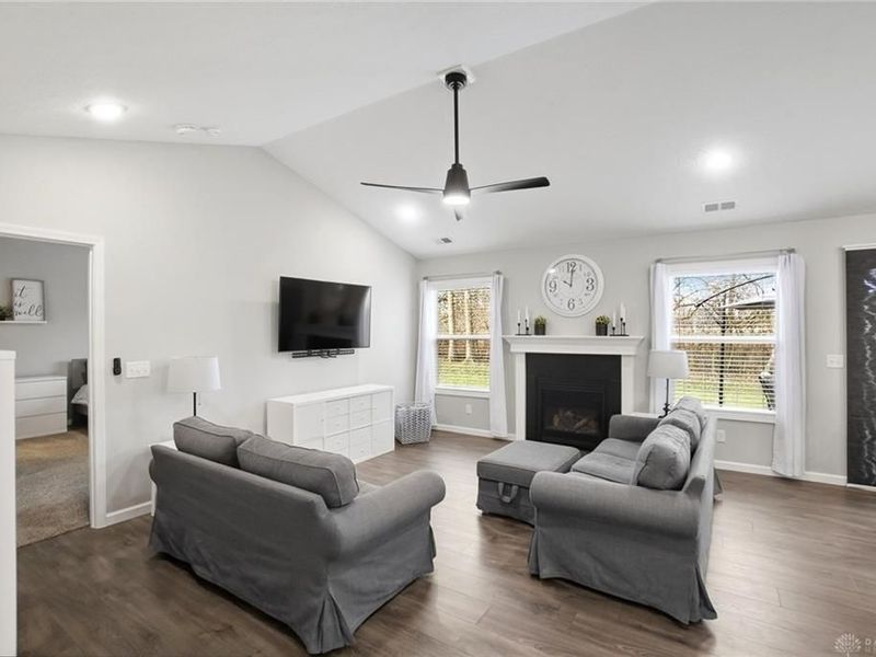 215 Riesling Drive, Englewood, OH 45322 Photo 5