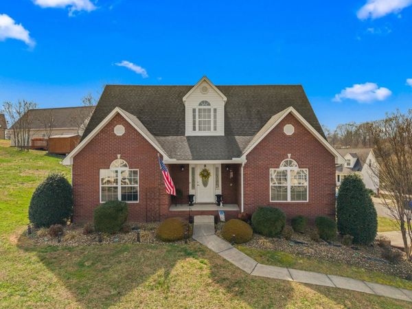 812 Hemlock Circle, Morristown, TN 37814