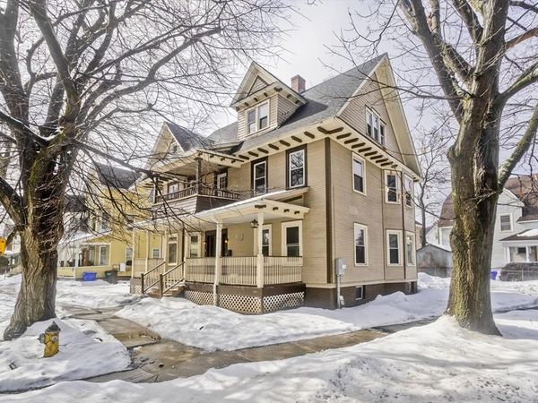 148 Yale St, Springfield, MA 01109