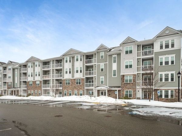 220 Martins Landing, Unit 411, North Reading, MA 01864