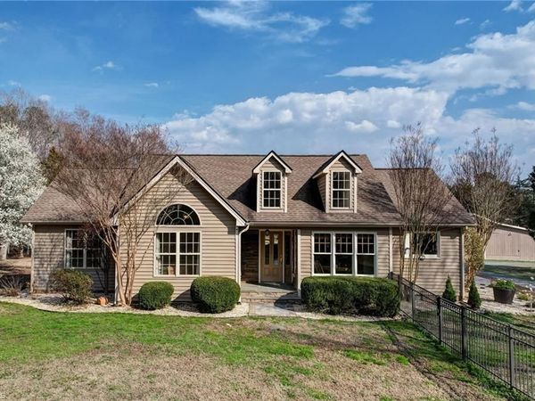 7217 Bulb Road, Julian, NC 27283