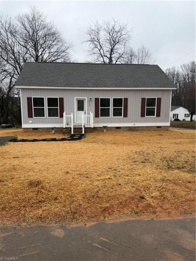 113 Hill Street, Jonesville, NC 28642 Main Photo