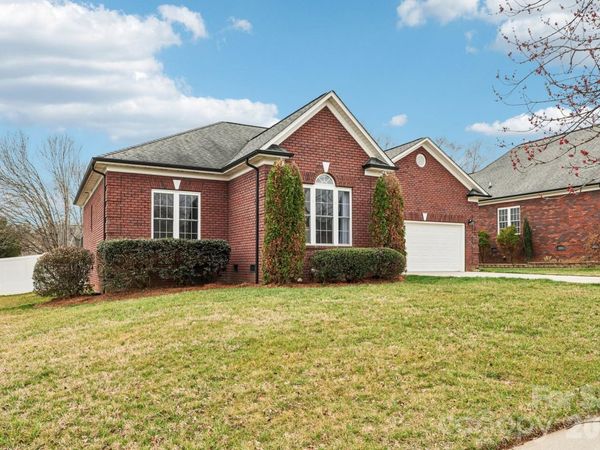 305 Wendover Drive, Unit 82, Locust, NC 28097