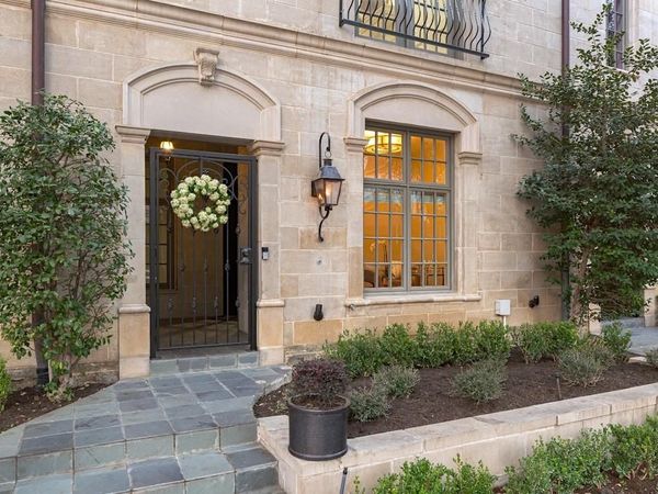 2224 Worthington Street, Dallas, TX 75204