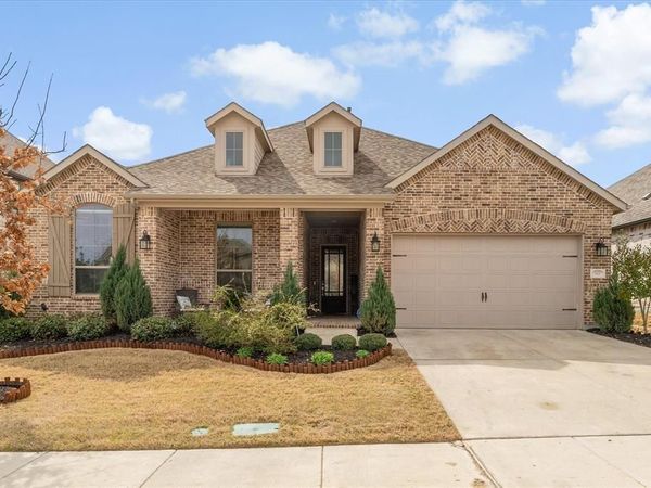 9420 Surveyor Road, Oak Point, TX 75068