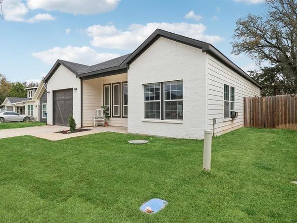 5719 Barkridge Drive, Granbury, TX 76048