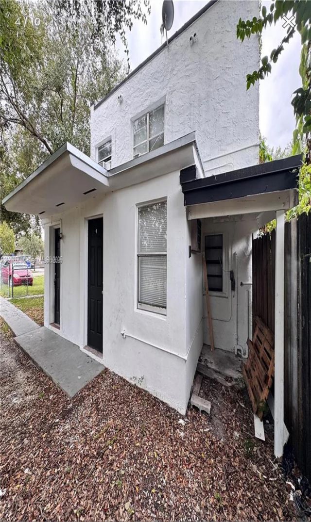 1613-1615 NW 45th St, Miami, FL 33142 Photo