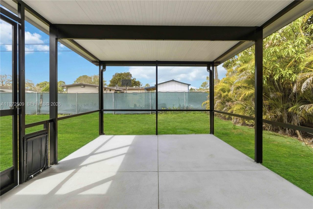 16910 SW 121st Ave, Miami, FL 33177 Photo