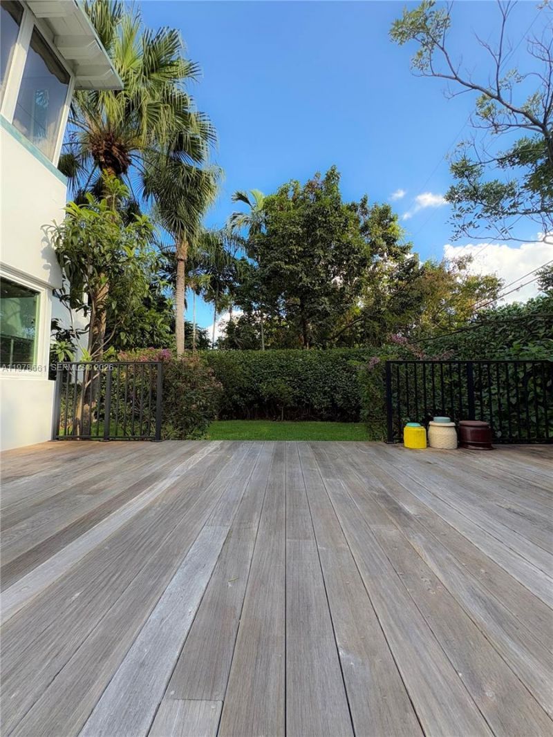 710 NE 72nd Ter, Miami, FL 33138 Photo