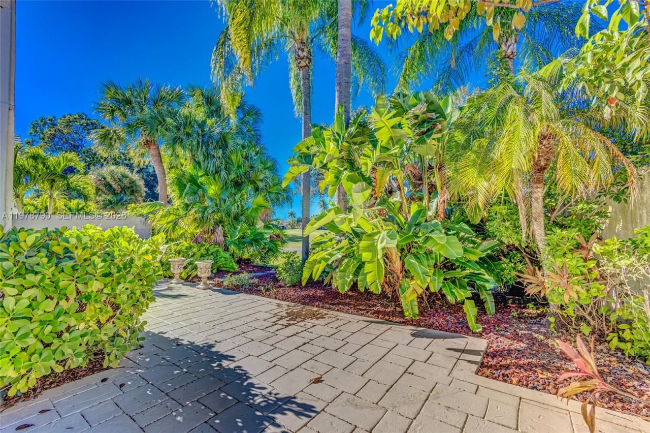 30 Windsor Lane , Palm Beach Gardens, FL 33418 Photo