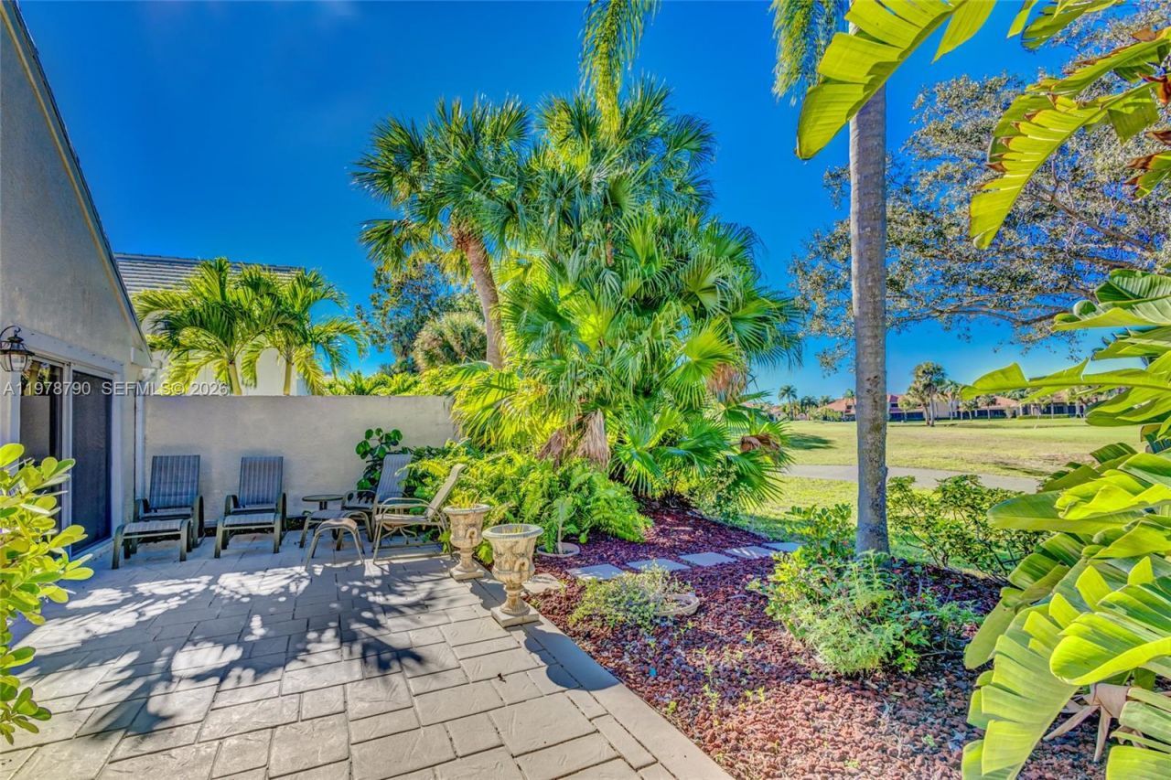 30 Windsor Lane , Palm Beach Gardens, FL 33418 Photo