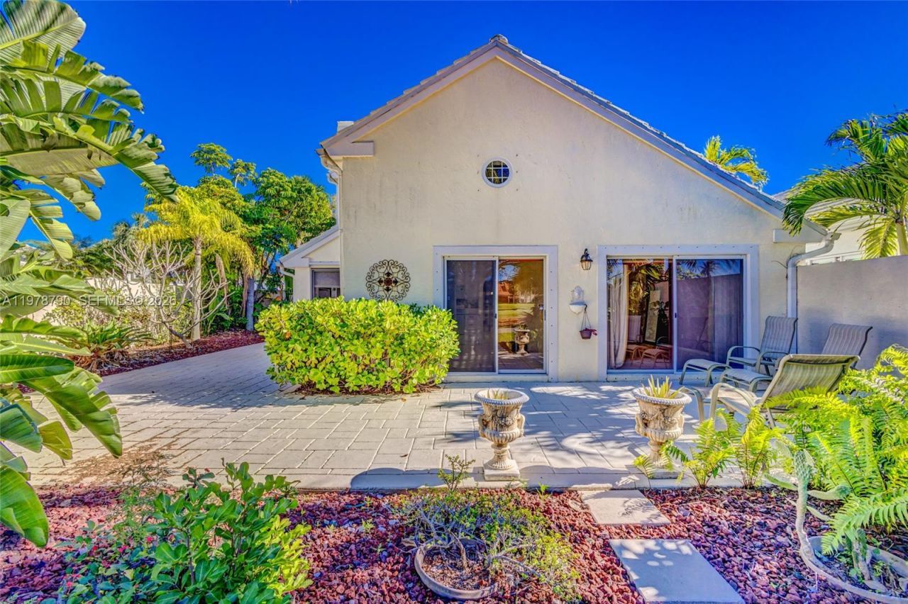 30 Windsor Lane , Palm Beach Gardens, FL 33418 Photo