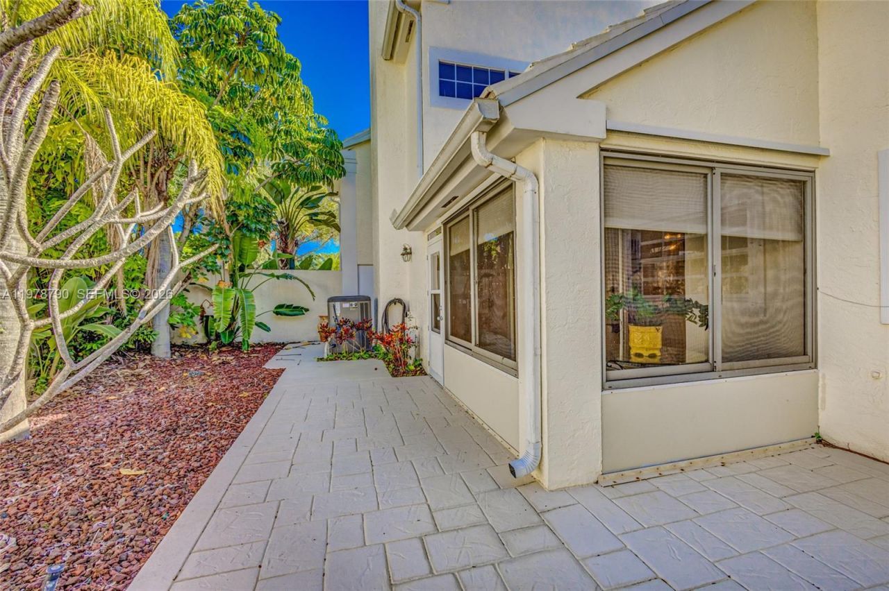 30 Windsor Lane , Palm Beach Gardens, FL 33418 Photo