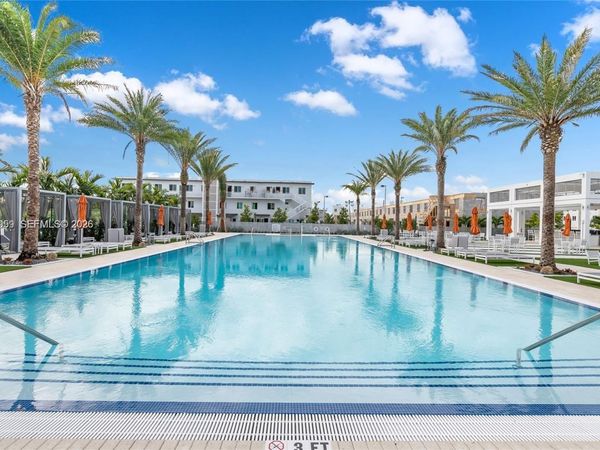 6410 NW 102nd Path, Unit 303, Doral, FL 33178