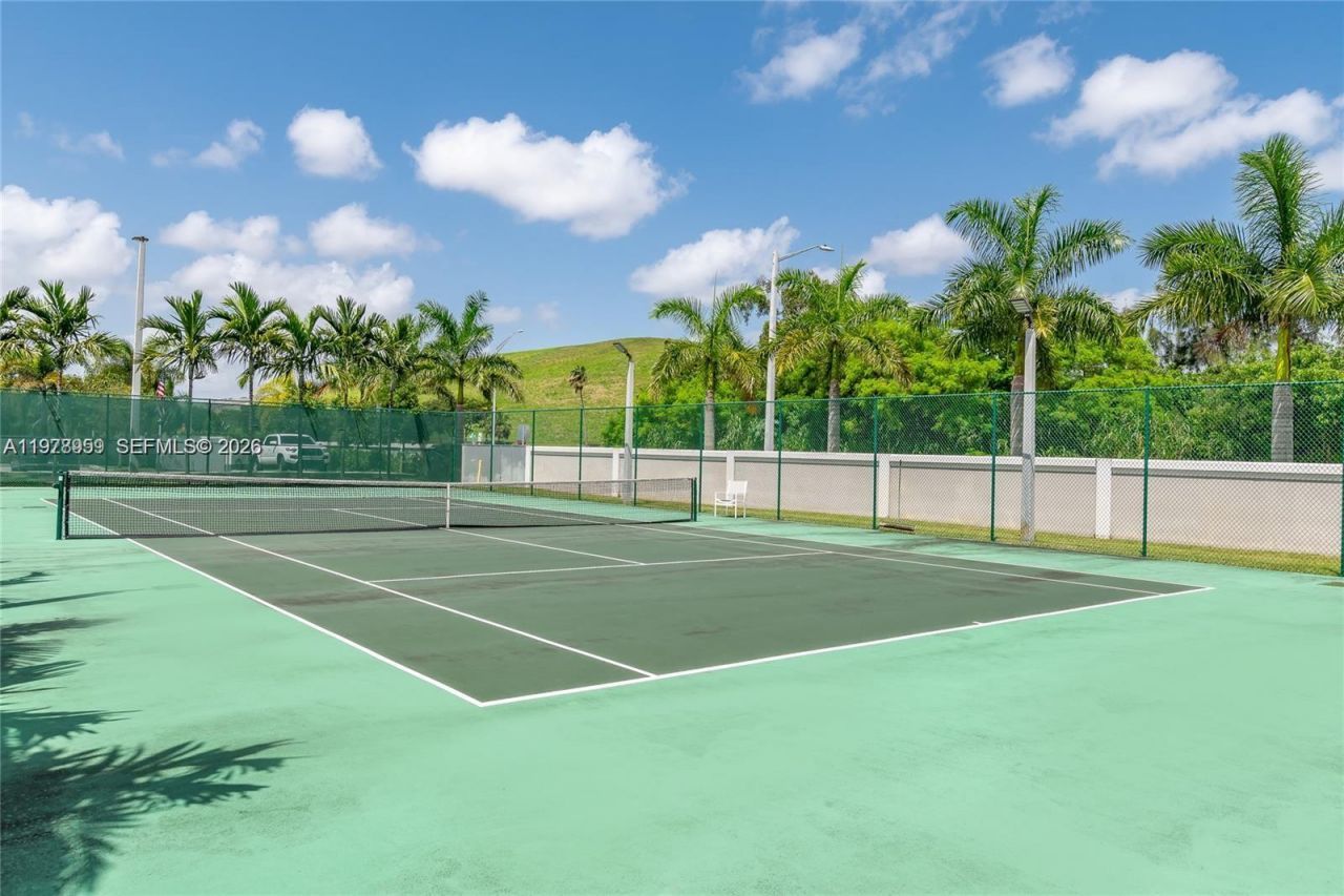 6410 NW 102nd Path, Unit 303, Doral, FL 33178 Photo