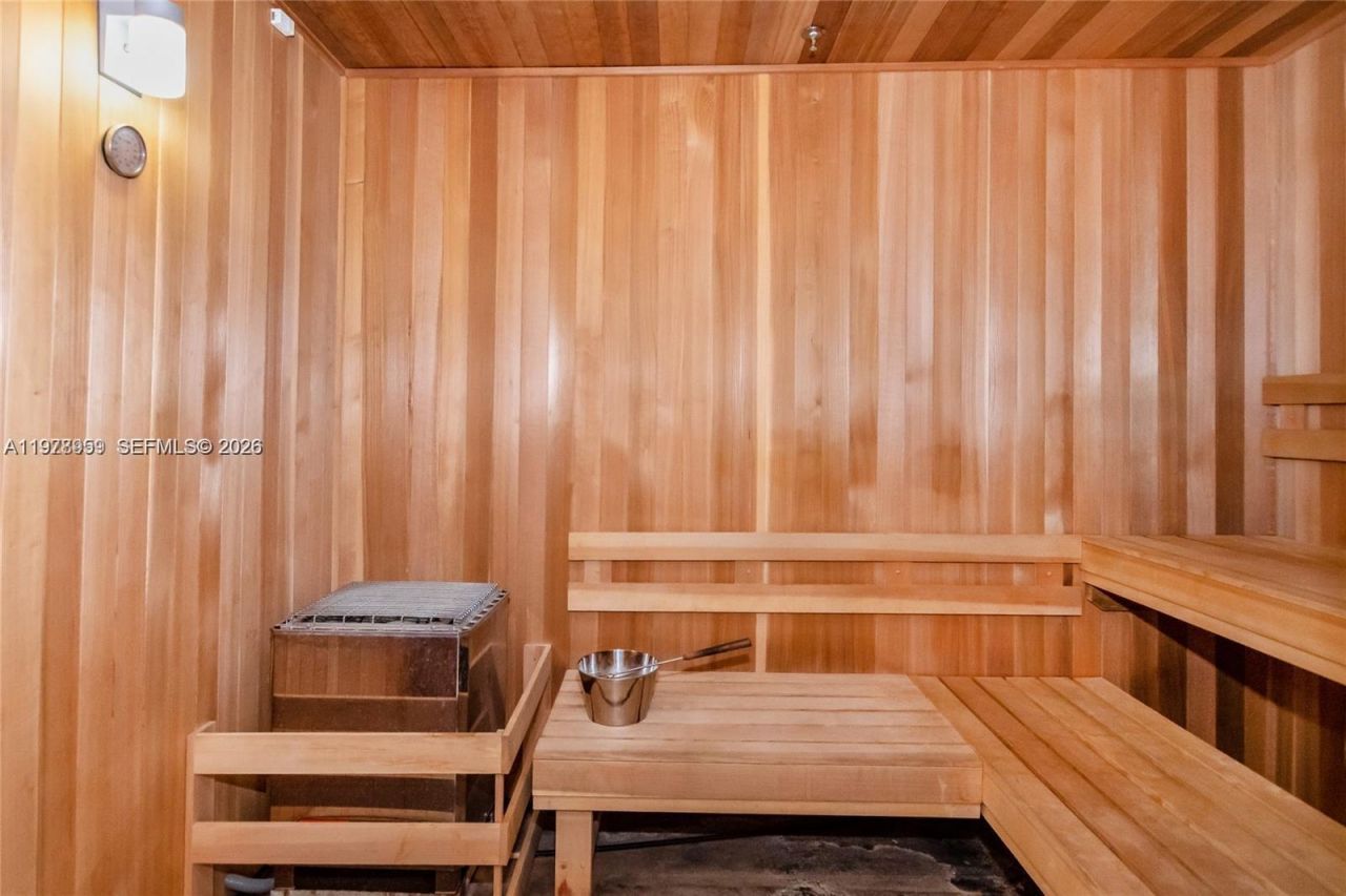 6410 NW 102nd Path, Unit 303, Doral, FL 33178 Photo