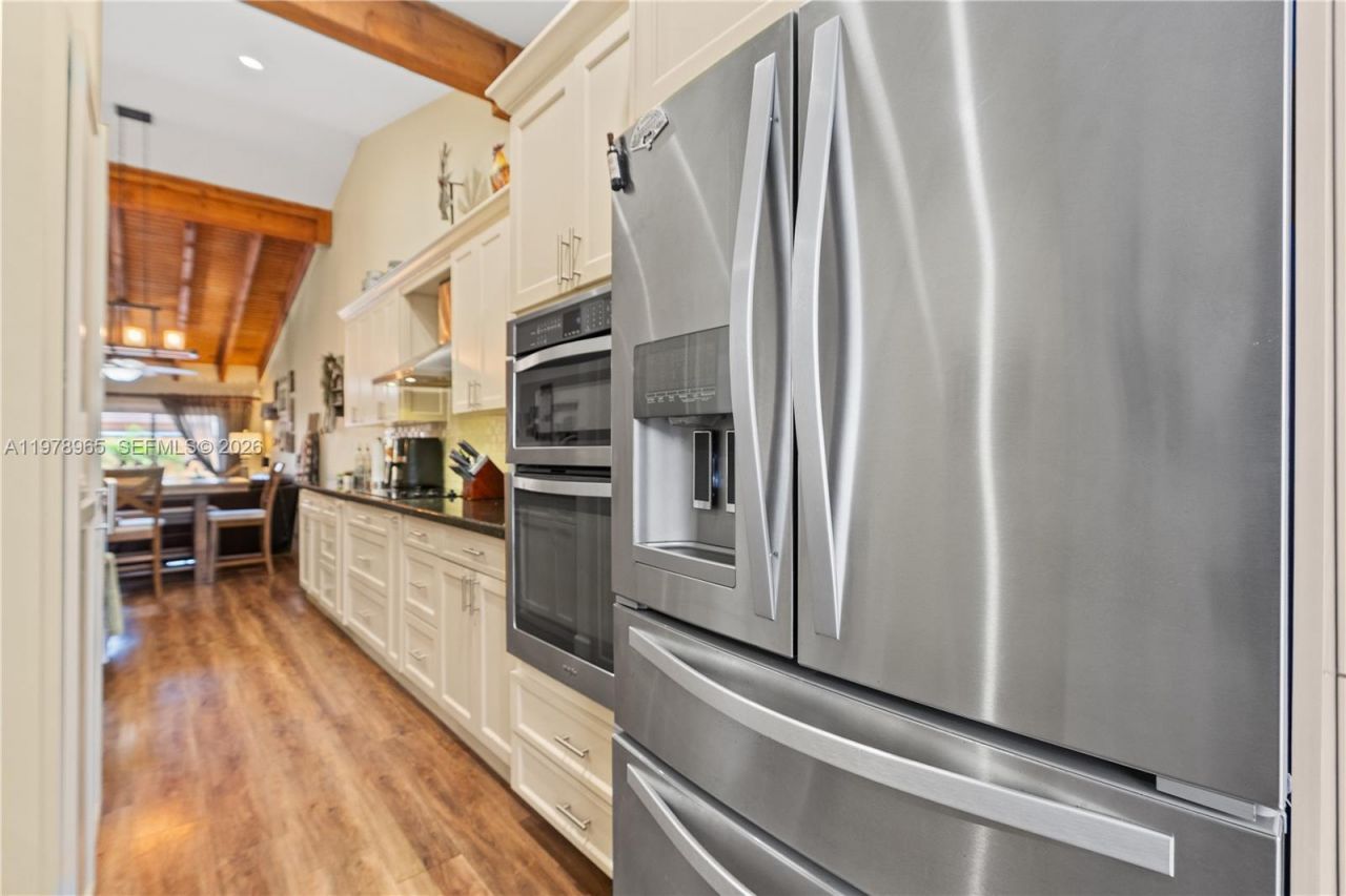 10301 Laurel Ct , Pembroke Pines, FL 33026 Photo