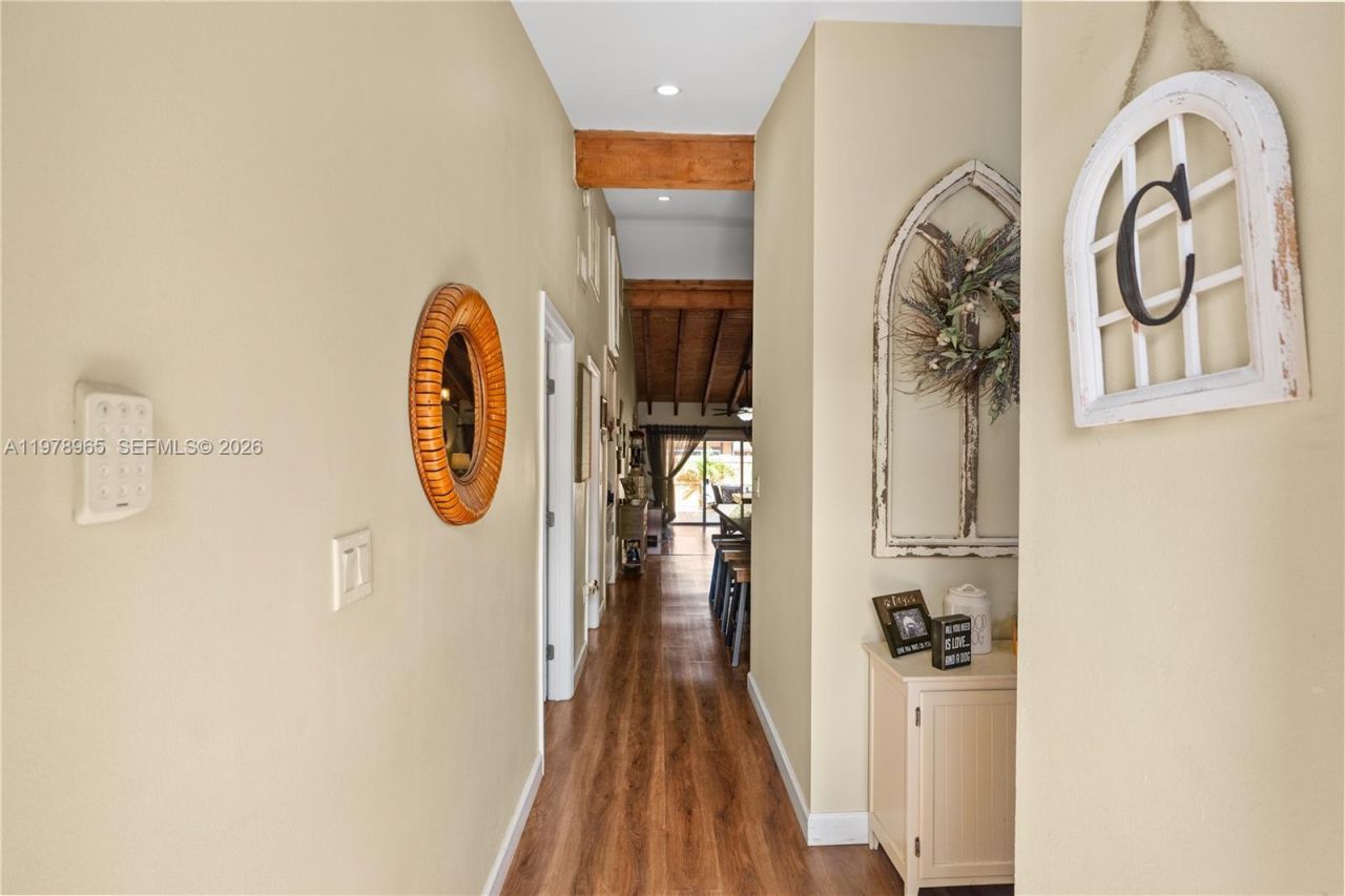 10301 Laurel Ct , Pembroke Pines, FL 33026 Photo