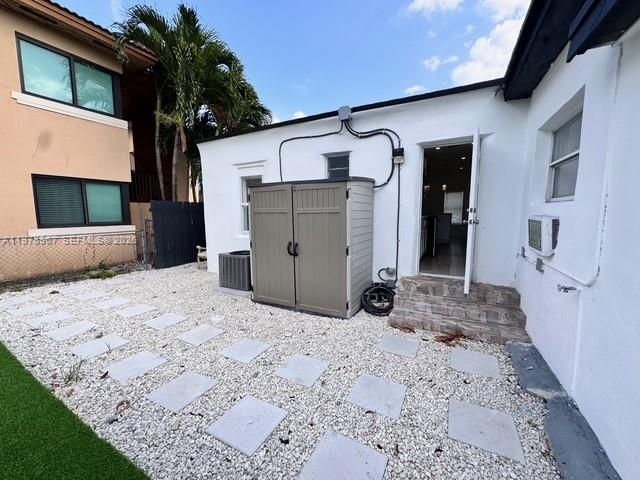 4783 NW Flagler Ter , Miami, FL 33126 Photo