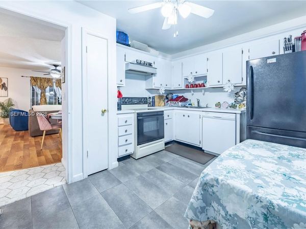 4751 NW 21st St , Unit 210, Lauderhill, FL 33313