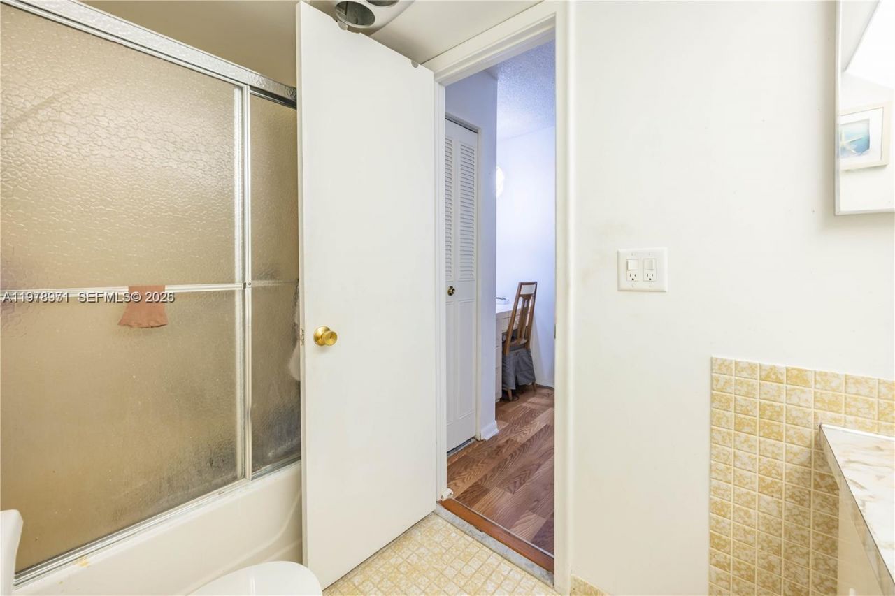 4751 NW 21st St, Unit 210, Lauderhill, FL 33313 Photo