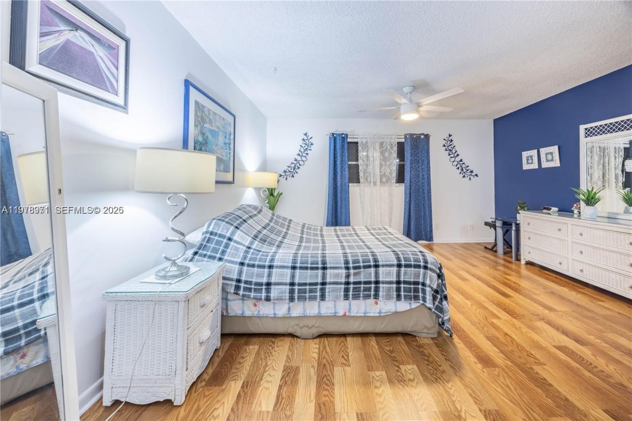 4751 NW 21st St, Unit 210, Lauderhill, FL 33313 Photo