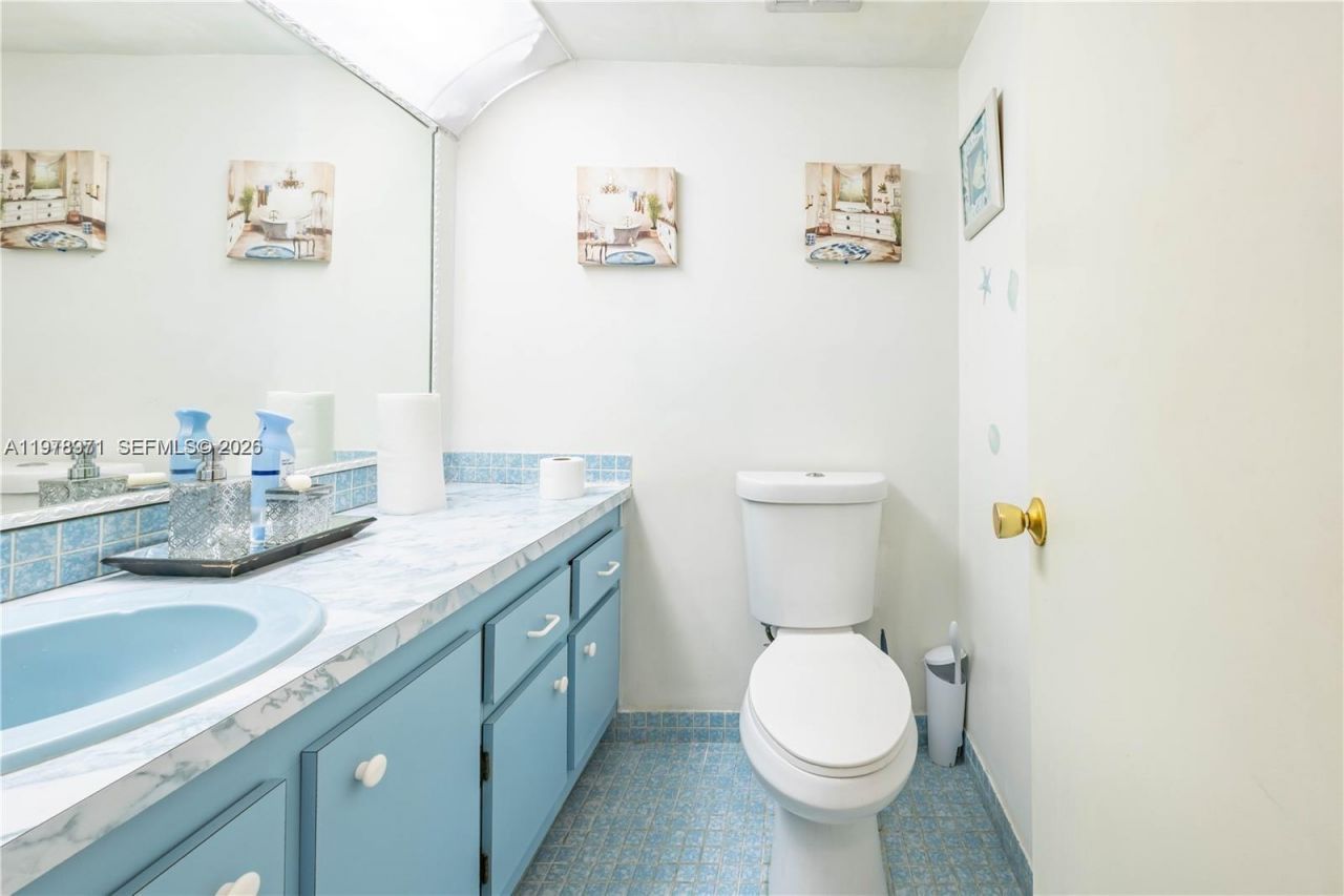 4751 NW 21st St, Unit 210, Lauderhill, FL 33313 Photo