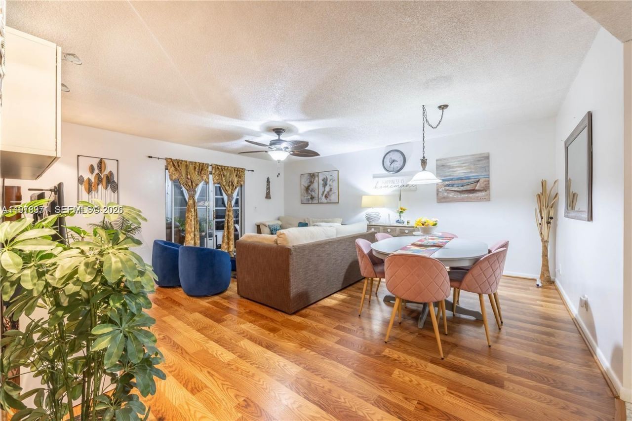 4751 NW 21st St, Unit 210, Lauderhill, FL 33313 Photo