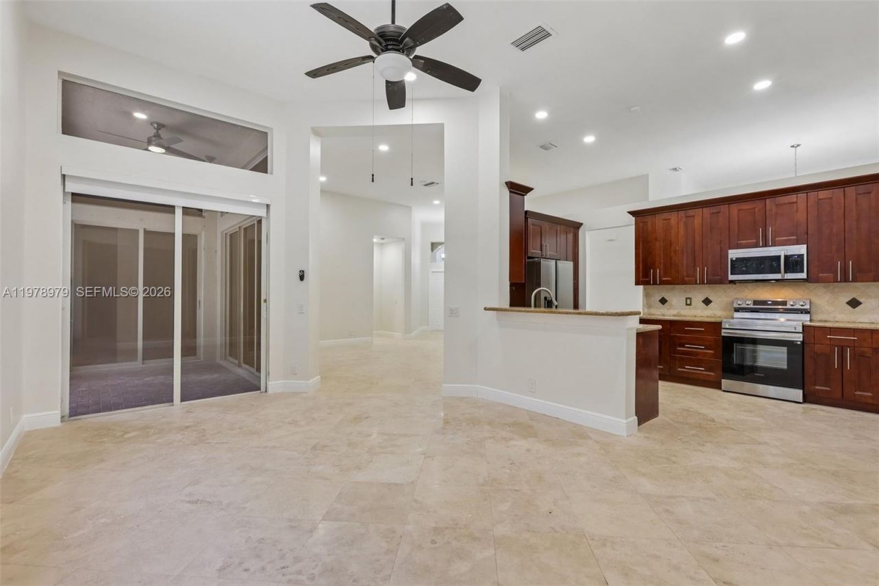 1290 Camellia Ln, Weston, FL 33326 Photo