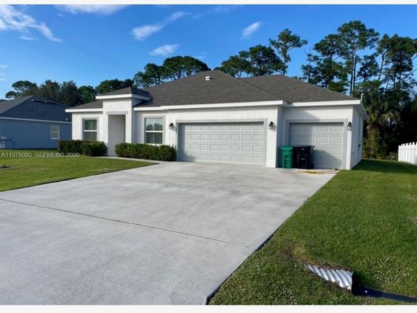 6157 NW Gatun Dr , Unit N/A, Port St. Lucie, FL 34986