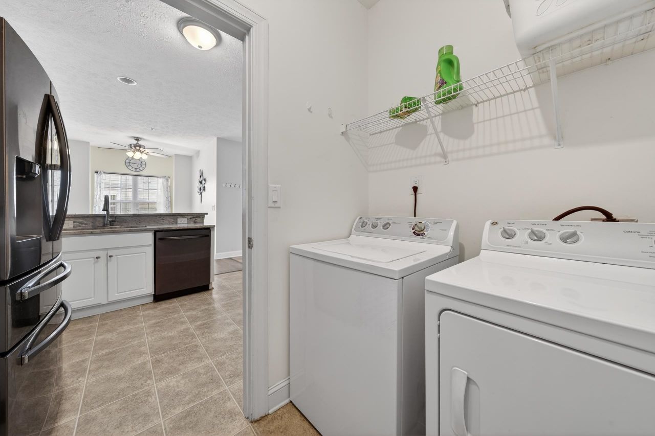 6010 Windsor Green Way Photo 17