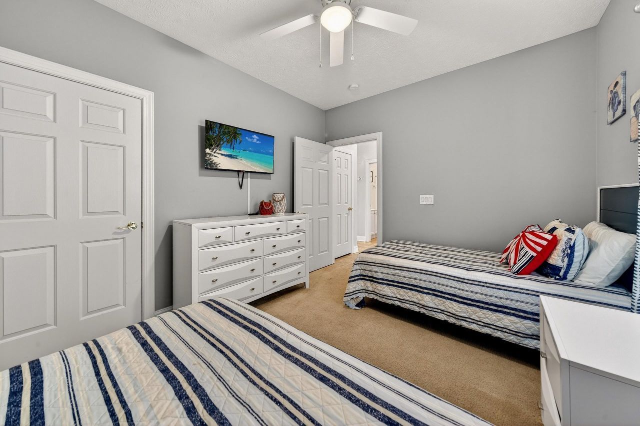 6010 Windsor Green Way Photo 21