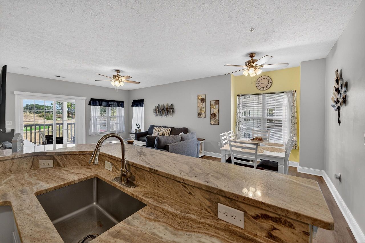 6010 Windsor Green Way Photo 34