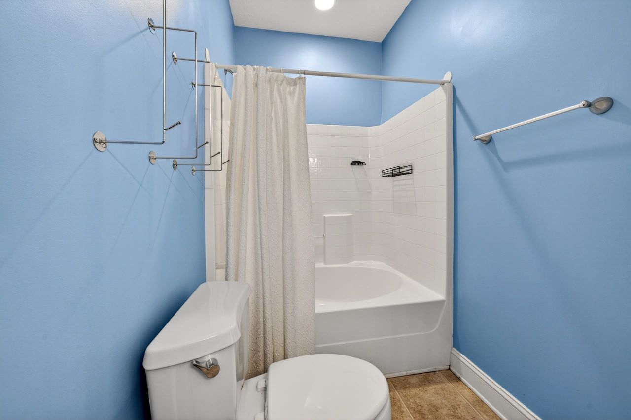 6010 Windsor Green Way Photo 39